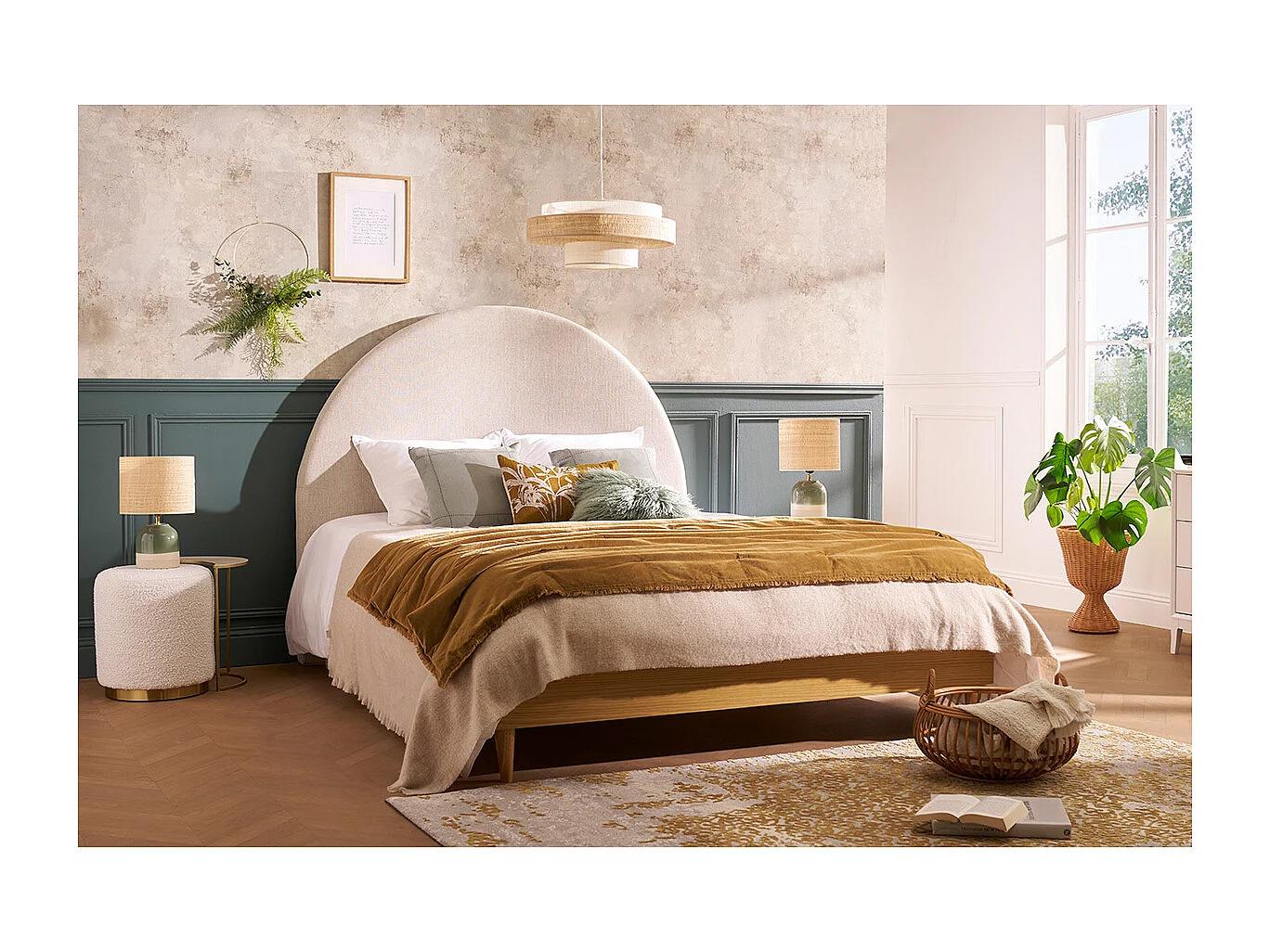 Pouf rond en tissu effet laine bouclée blanc cassé et métal doré D40 cm AMAYA