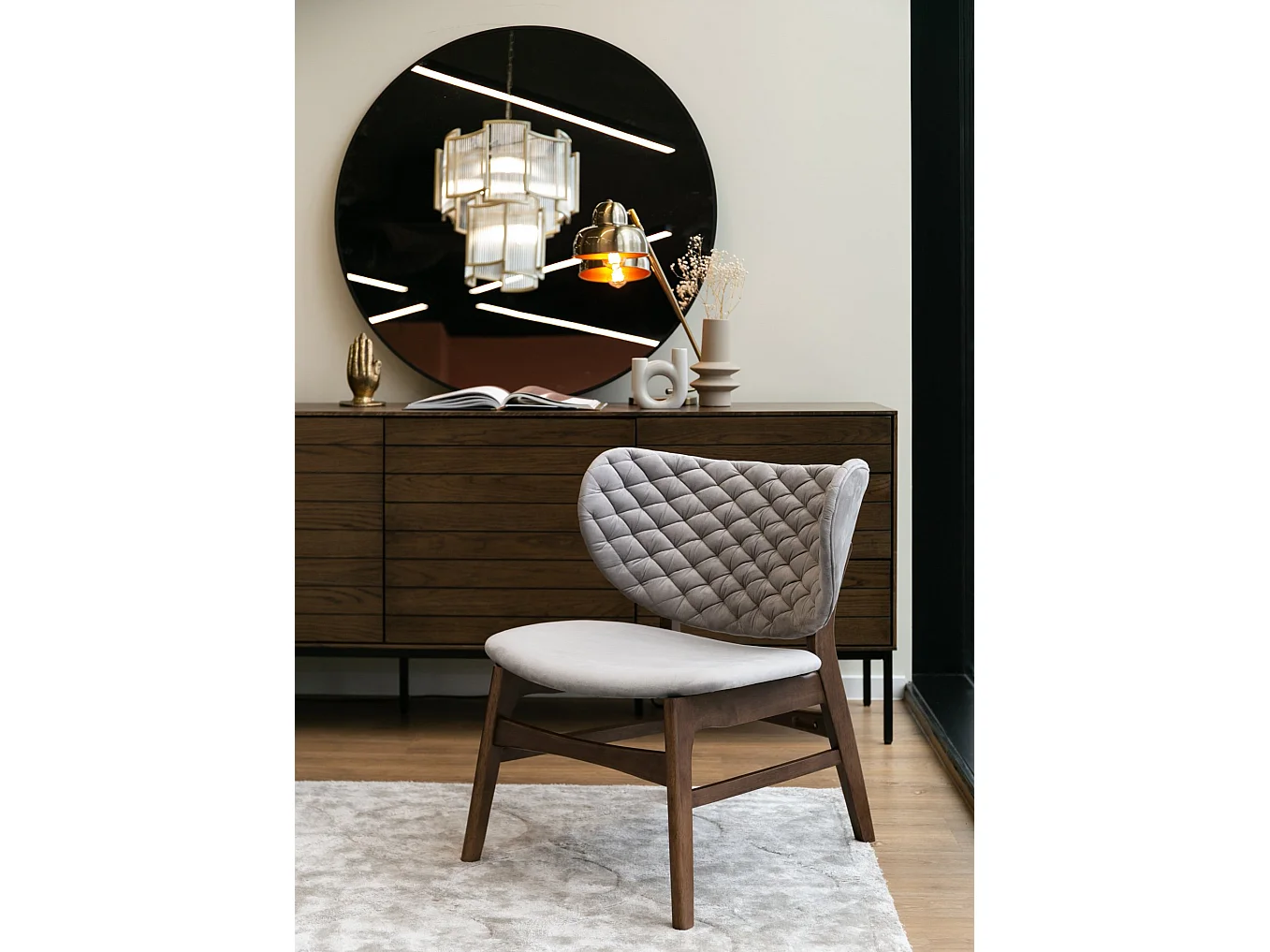 Sessel - gesteppt mit Holzbeinen - Grau - TURKUL