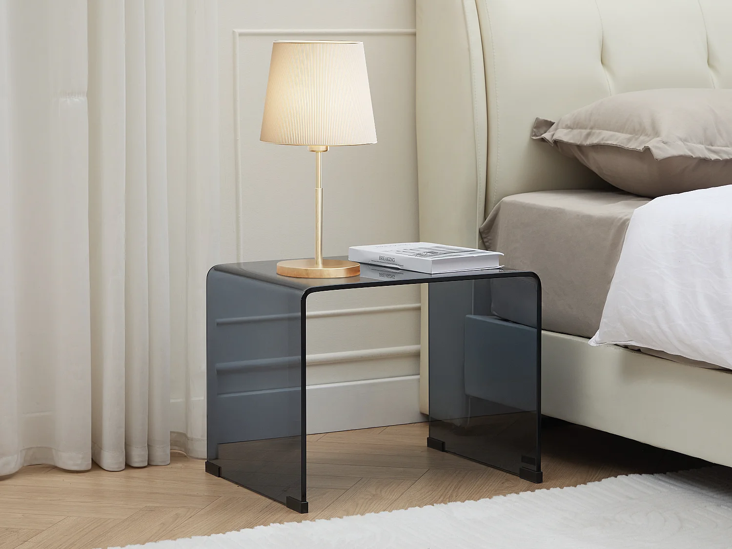 Table de chevet - Verre trempé courbé et fumé - SUZANA