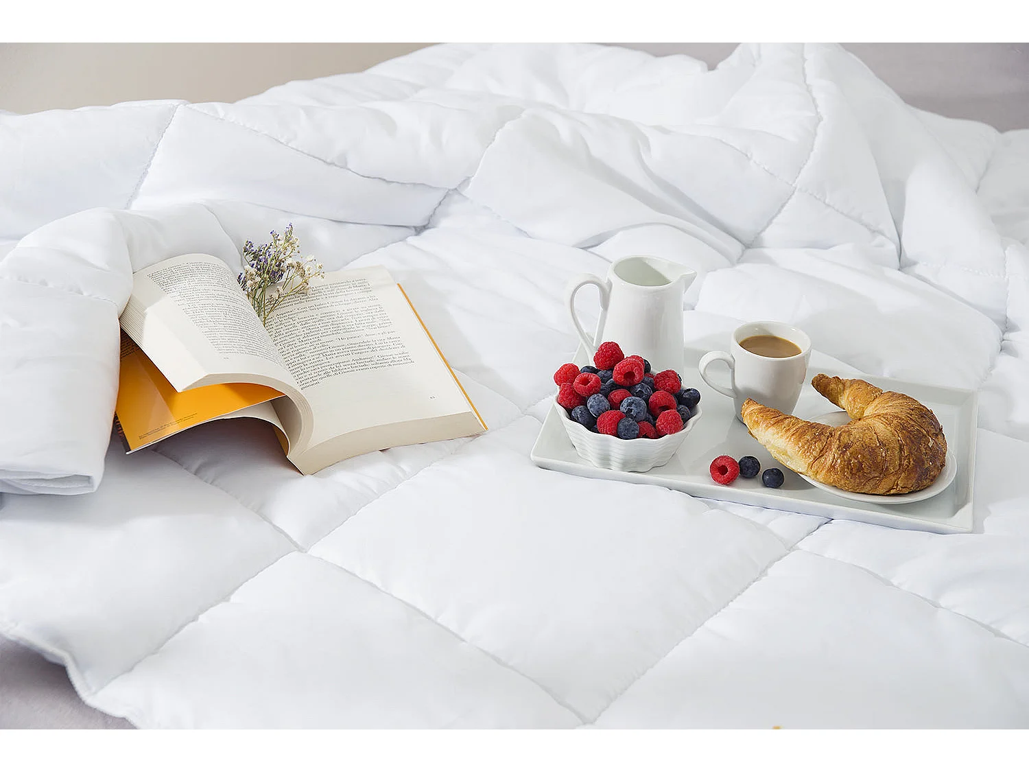 Couette 155x200 – Confort et Fraicheur Ideaux en Microfibre pour Nuits Chaudes