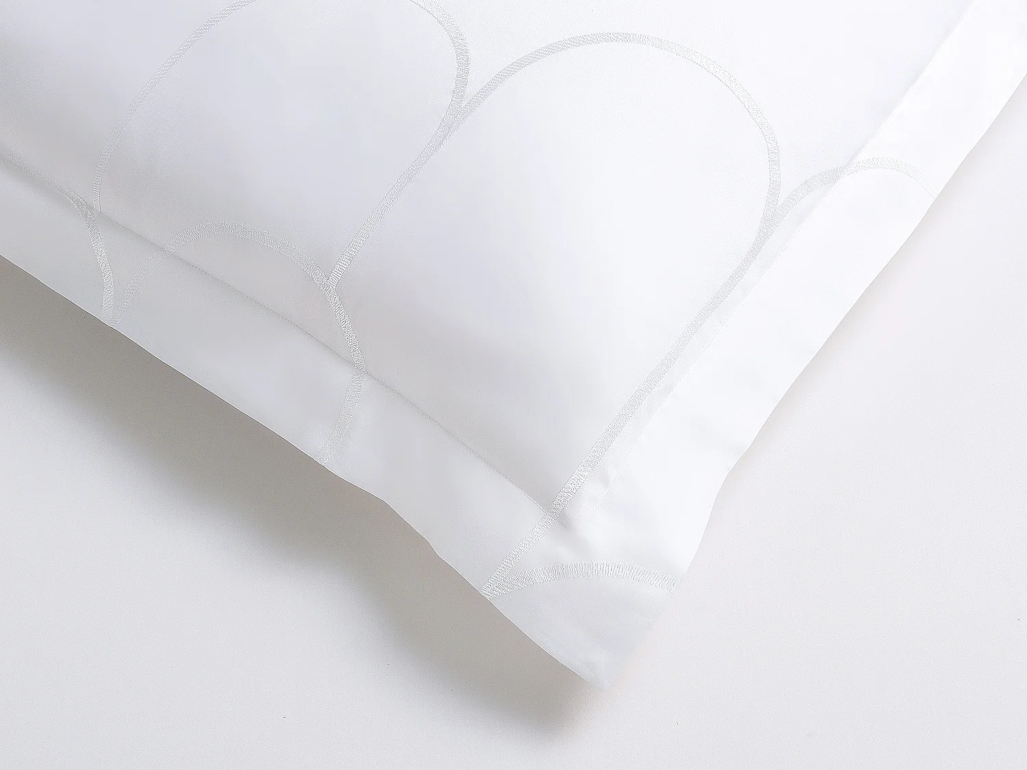 Satinbettwäsche bestickt - 100 % Baumwolle - 120 Fäden/cm² - Bettdeckenbezug 240 x 260 cm + 2 Kissenbezüge 65 x 65 cm - Weiß - RIVANA von PALACIO