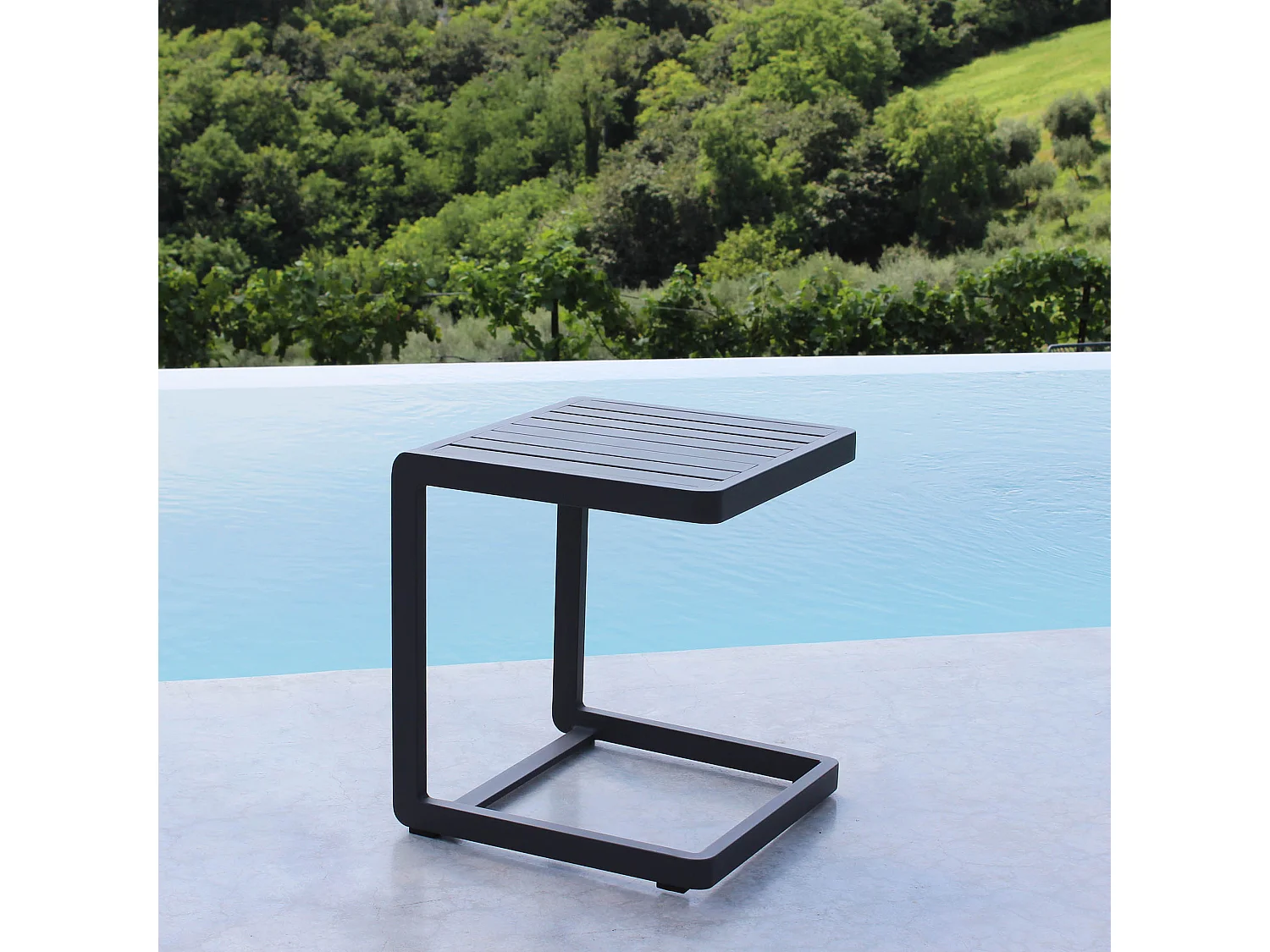 MilaniHome.it - tavolino da giardino in alluminio di design per esterno giardino cm 40 l x 40 p x 45 hdi coloreAntracite