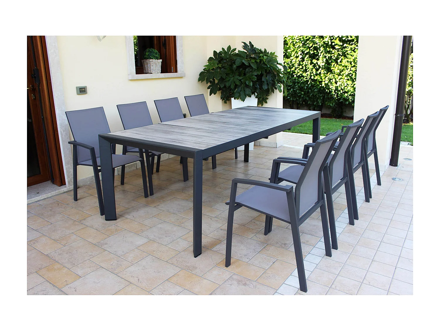 MilaniHome.it - tavolo da giardino allungabile in gres 205/265x105 di design moderno vintage cm 175/235 x 100 x 75 hdi coloreAntracite