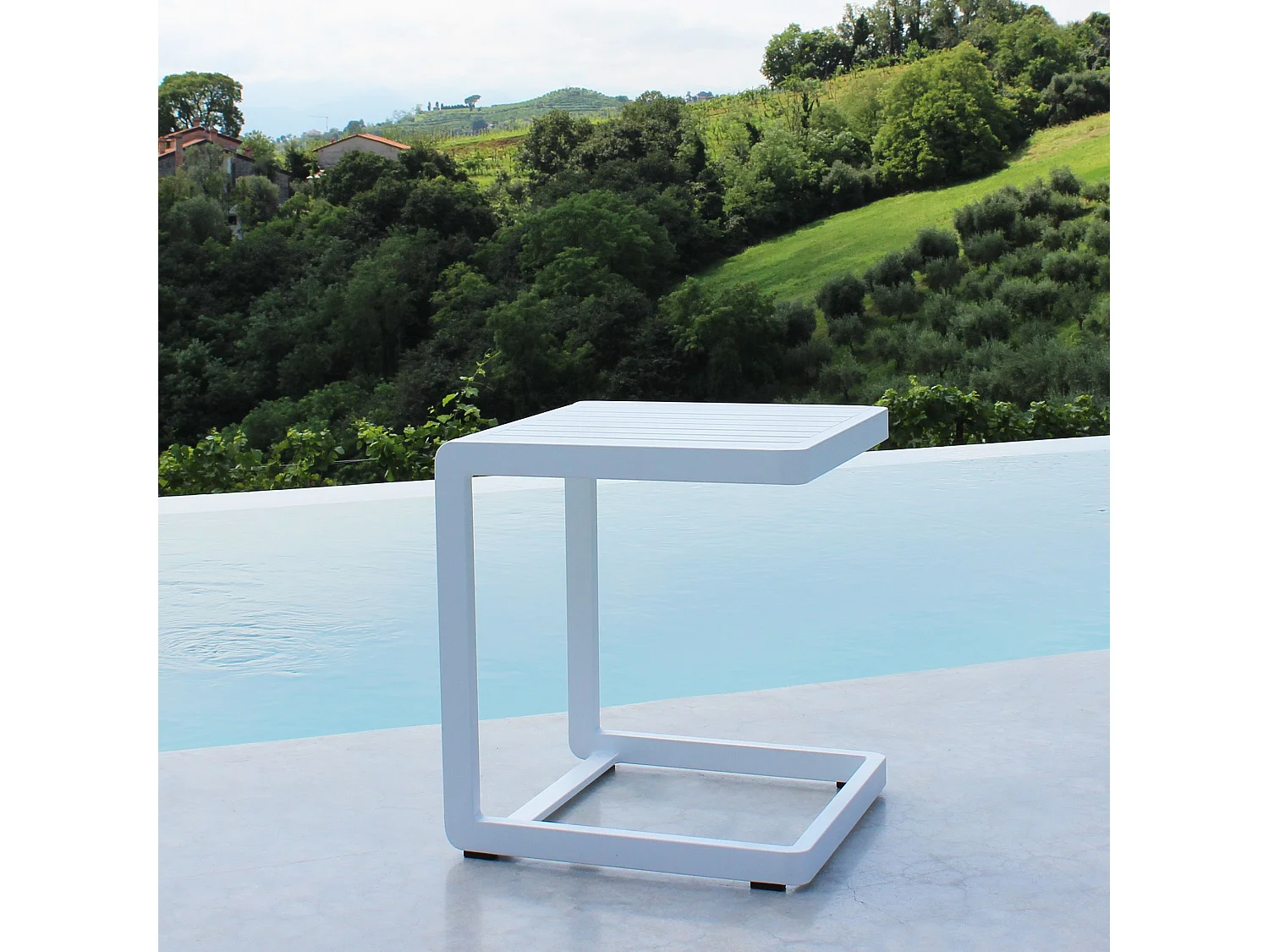 MilaniHome.it - tavolino da giardino in alluminio di design per esterno giardino cm 40 l x 40 p x 45 hdi coloreBianco