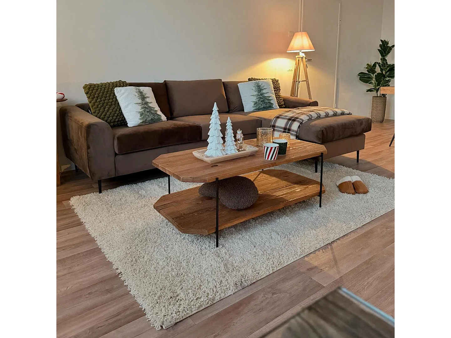 MilaniHome.it - tavolino da salotto in legno massiccio di design moderno industrial cm 120 x 61 x 43 hdi coloreMarrone