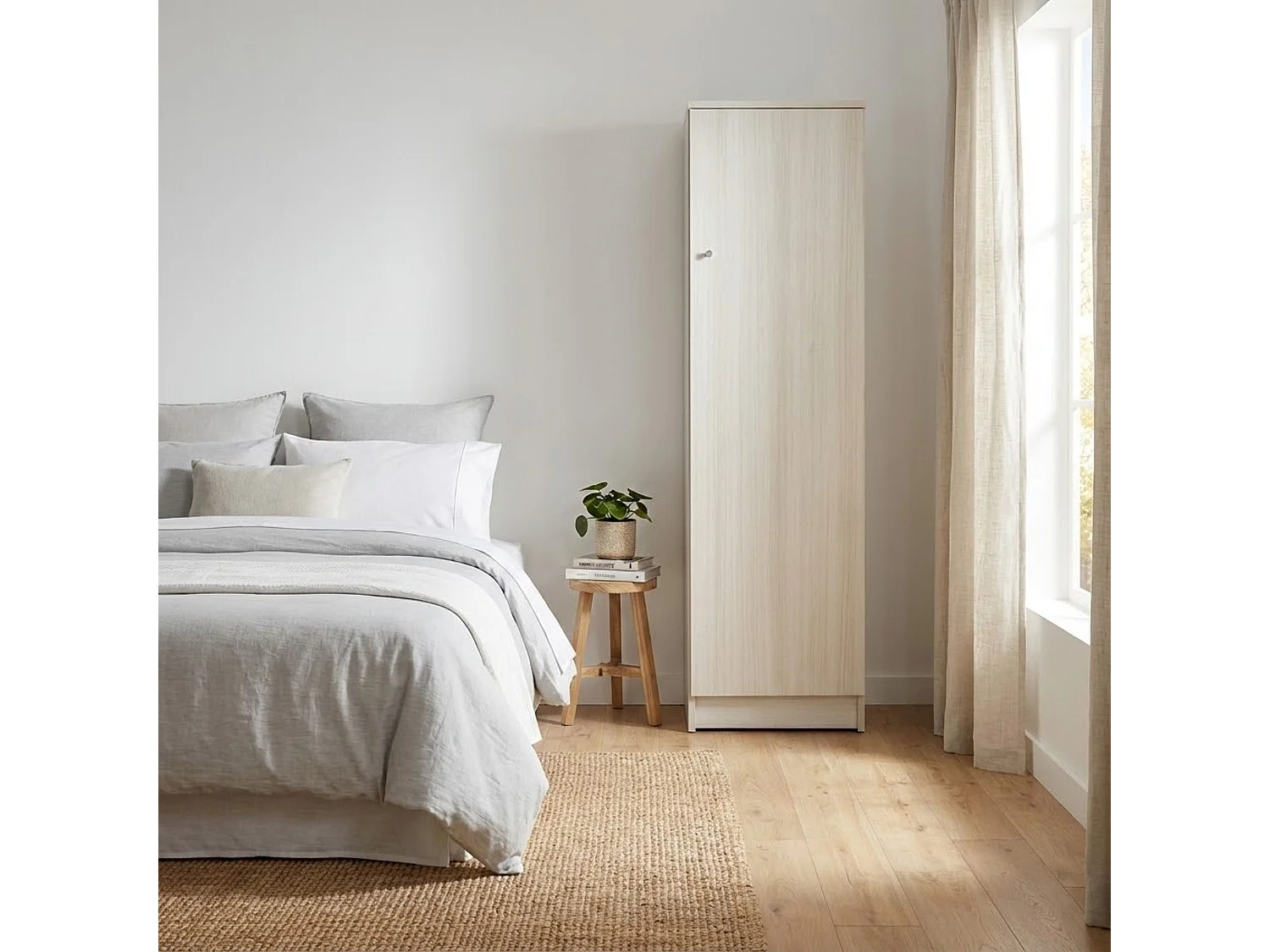 MilaniHome.it - mobile colonna portaoggetti ad un'anta di design essenziale cm 46 l x 34 p x 147 hdi coloreBeige