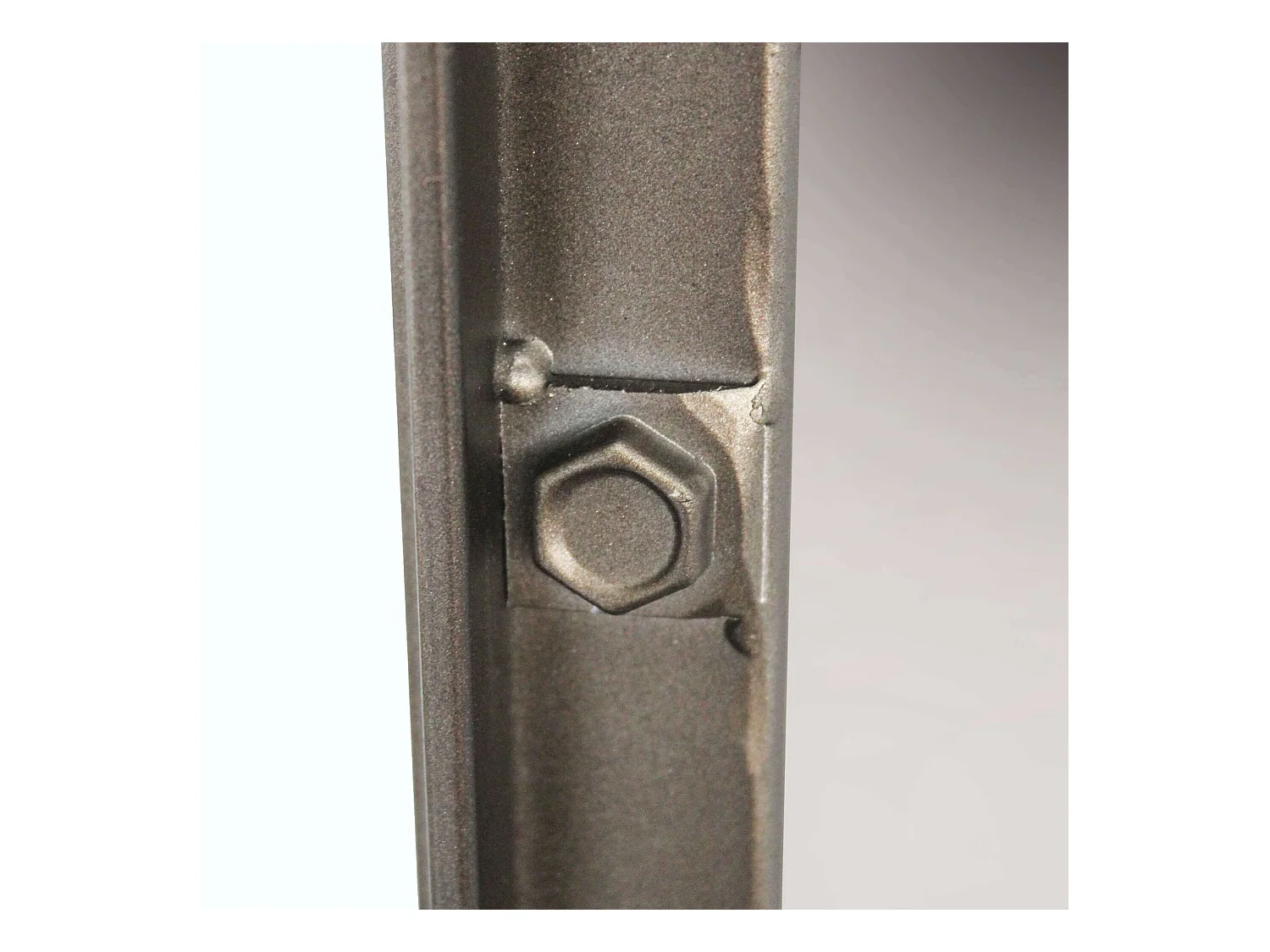 MilaniHome.it - Specchio In Ferro Per Camera Da Letto Moderno Design Stile Moderno Metallodi coloreAntracite