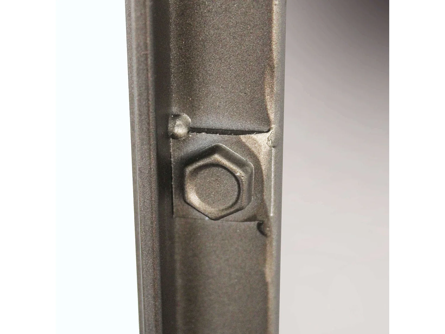 MilaniHome.it - Specchio In Ferro Per Camera Da Letto Moderno Design Stile Moderno Metallodi coloreAntracite