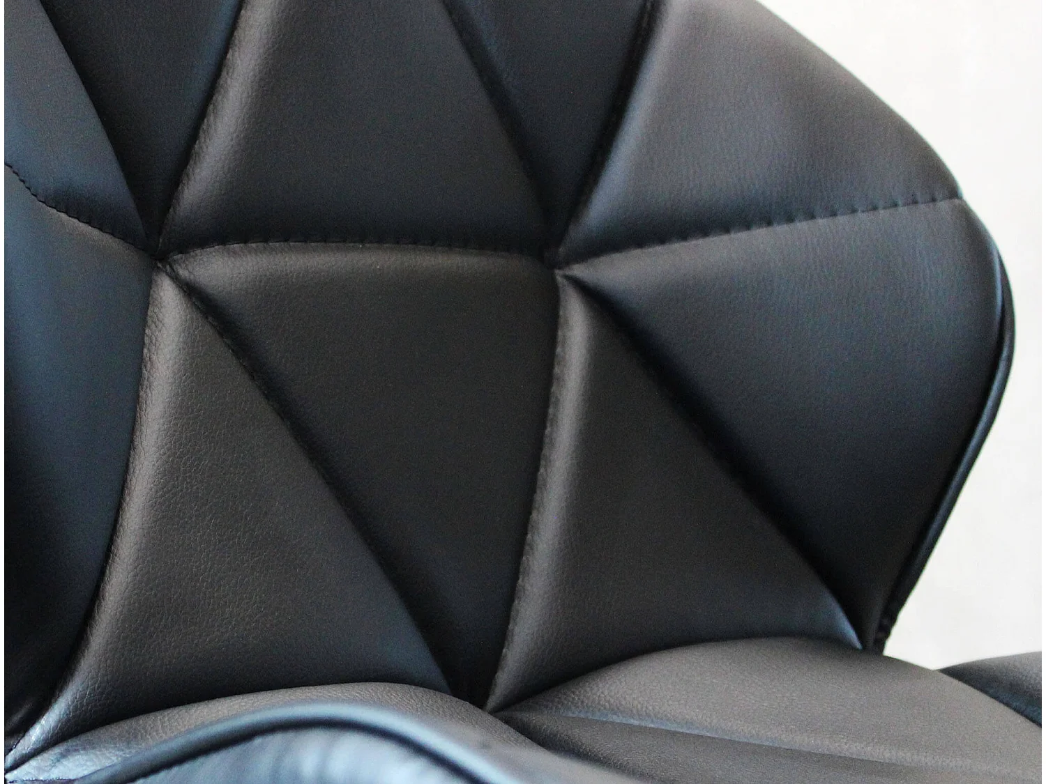 MilaniHome.it - sgabello moderno da bar e sala da pranzo di design moderno industrial di coloreNero