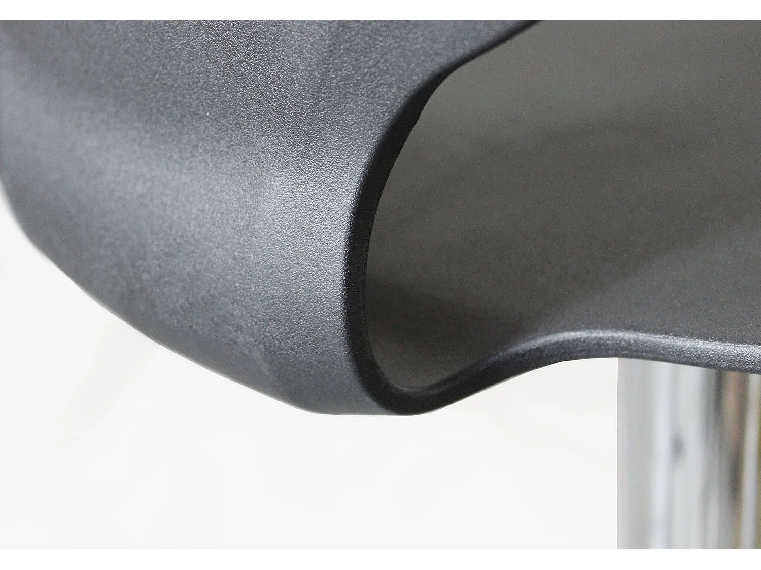 MilaniHome.it - sgabello moderno da bar e sala da pranzo di design moderno industrial di coloreNero