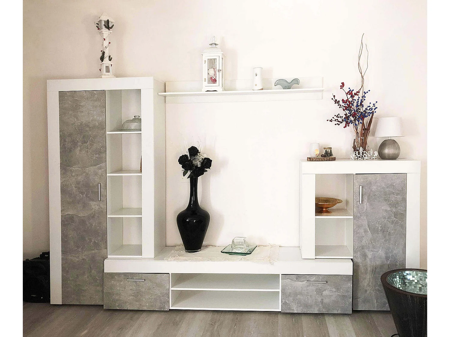 MilaniHome.it - parete attrezzata porta tv soggiorno moderna di design 263x40x200 hdi coloreCemento