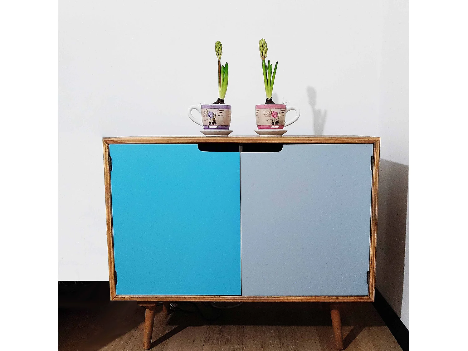 Milani Home - cassettiera mobiletto 2 ante in legno, multicolor, 80 x 36 x 67 cm, per camera, ingresso e salotto