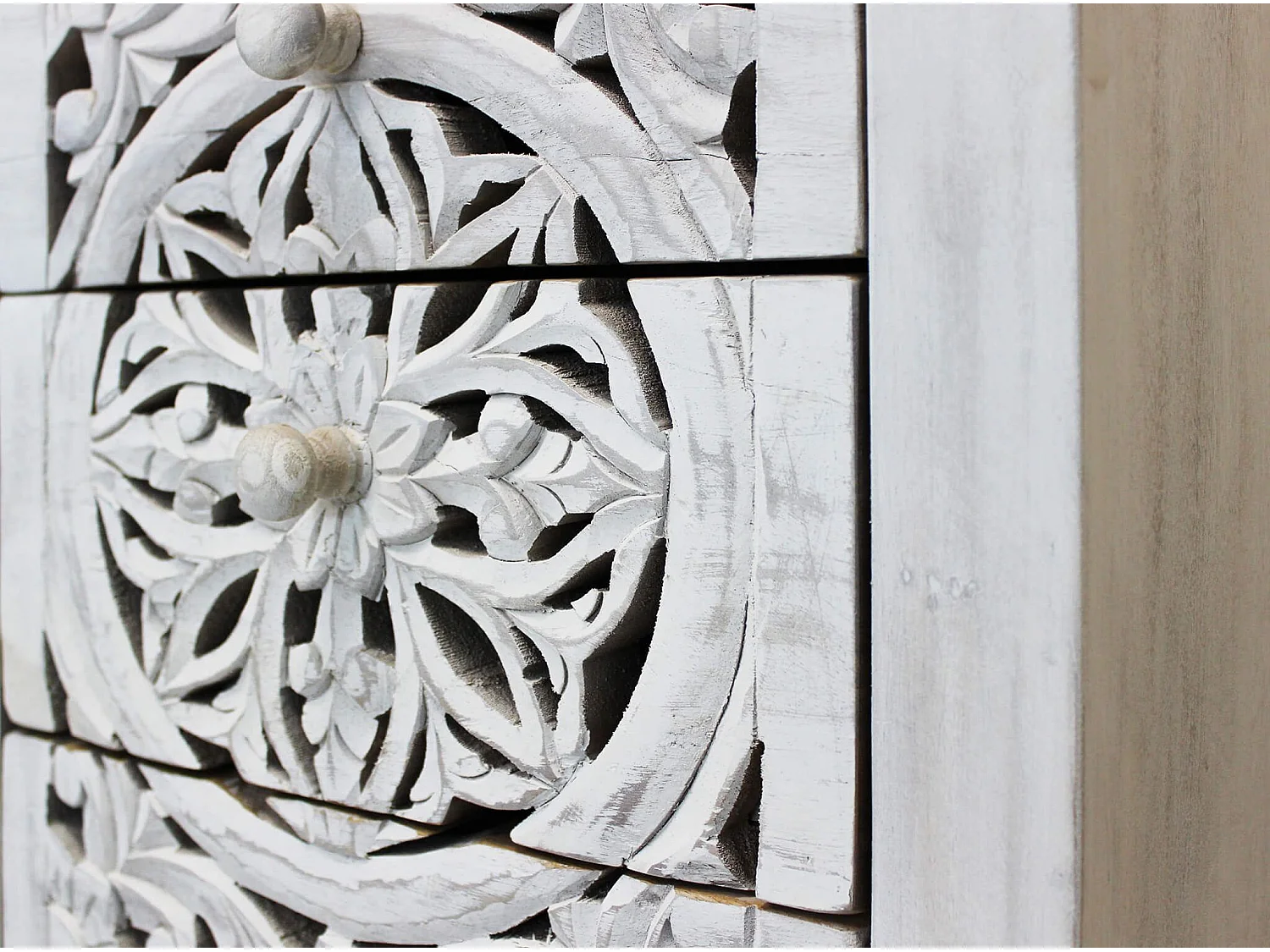 MilaniHome.it - Mobile con decoro sbiancato con 5 cassetti in legno di mango con struttura in ferro cm 45x35x105 hdi coloreMarrone