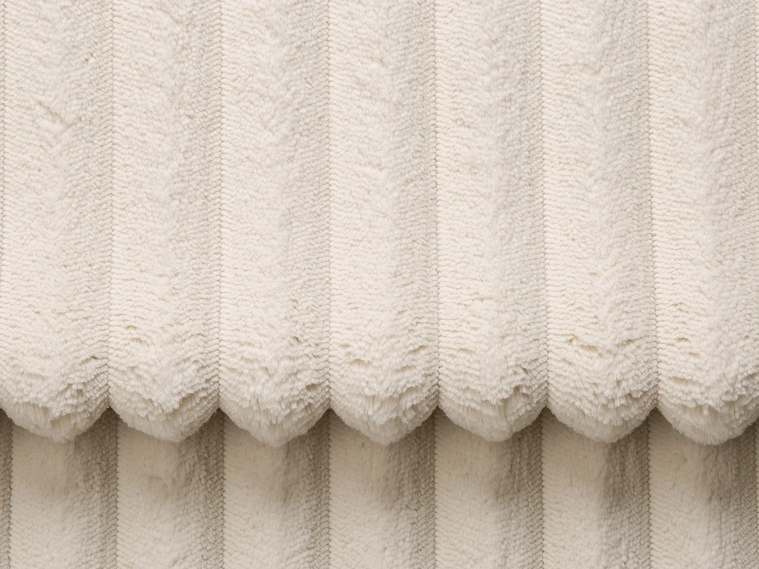 Sofa 3-Sitzer - grob gerippter Cord - Beige - POGNI von Maison Céphy