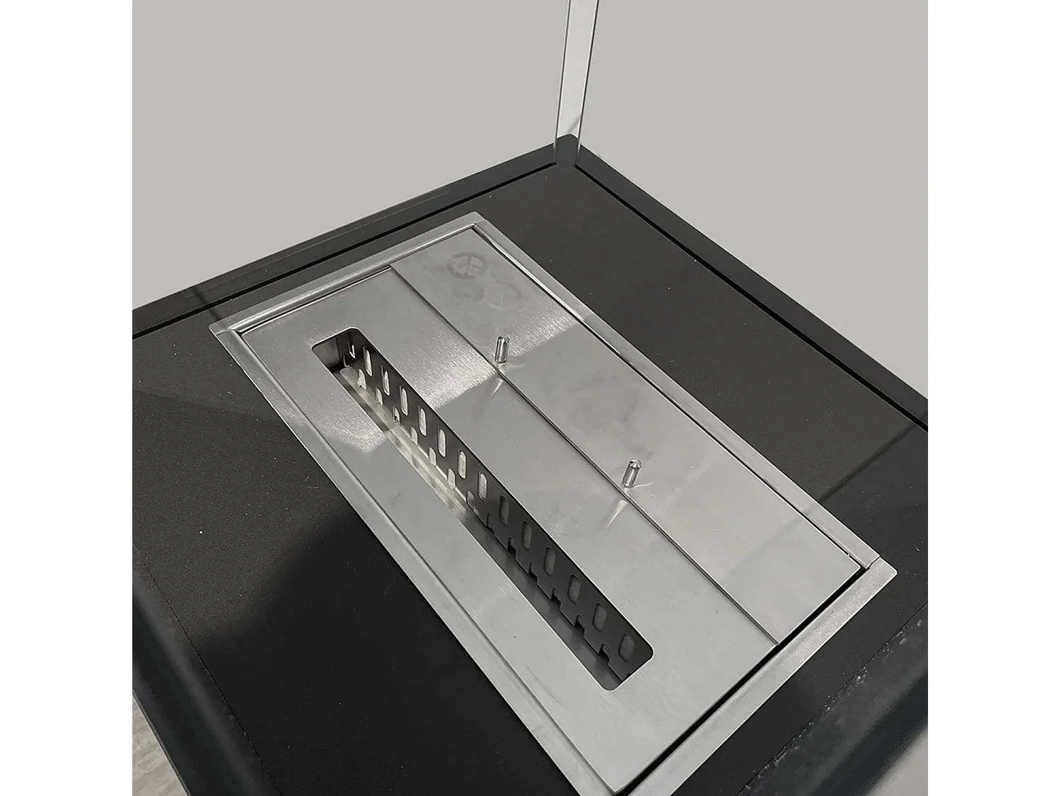 Ischia - Chimenea de bioetanol para exterior 40x40x115 cm, color negro