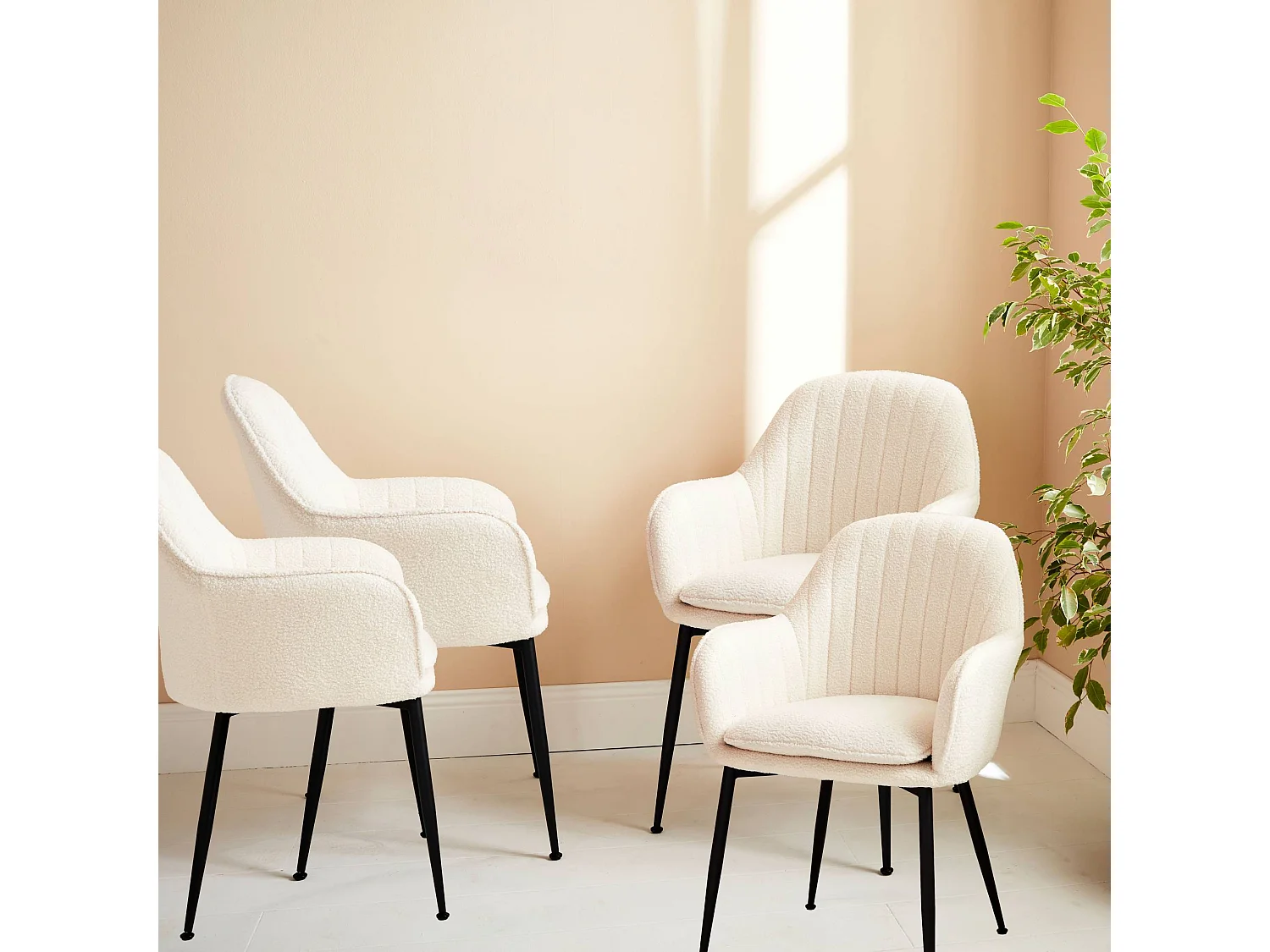 Set di 4 poltrone bouclette con gambe in metallo | sweeek