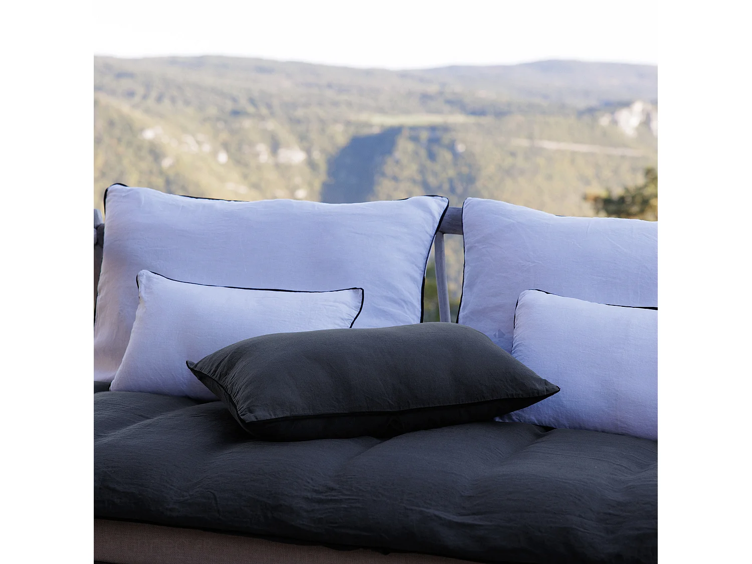 Housse de coussin PRELUDE 55x110 cm lin et coton lavé bleu Granit