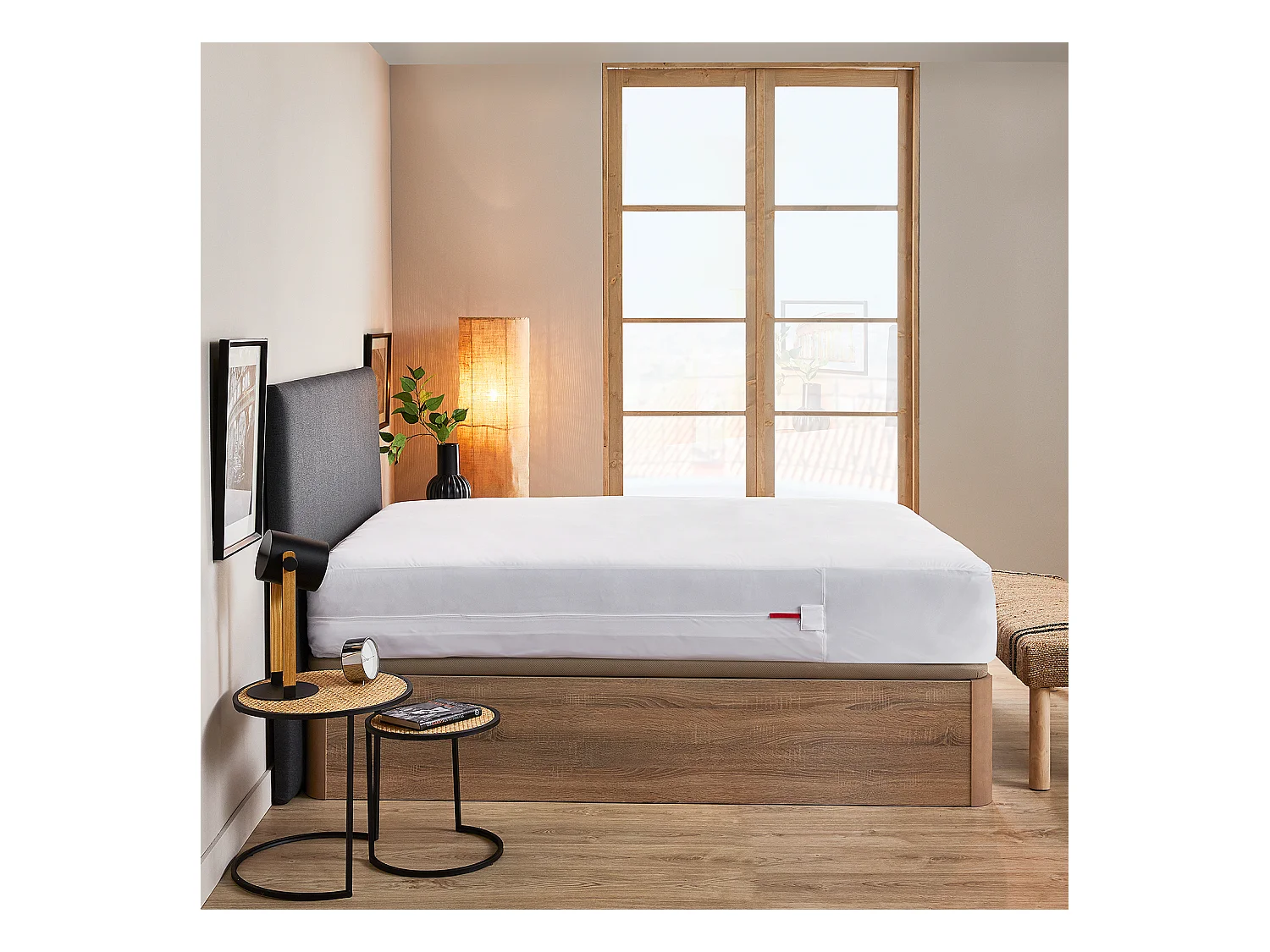 Housse de matelas contre les punaises de lit et les liquides