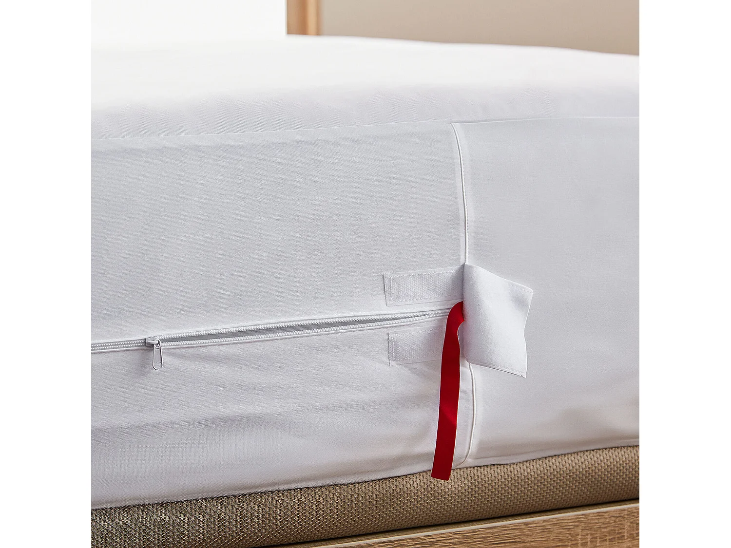 Protector de colchón 200 x 196 cm impermeable antichinches, blanco, PIKOLIN HOME