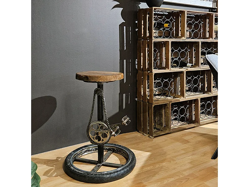 Tabouret H. 75 cm en bois avec pneu de vélo et métal recyclé - BICI