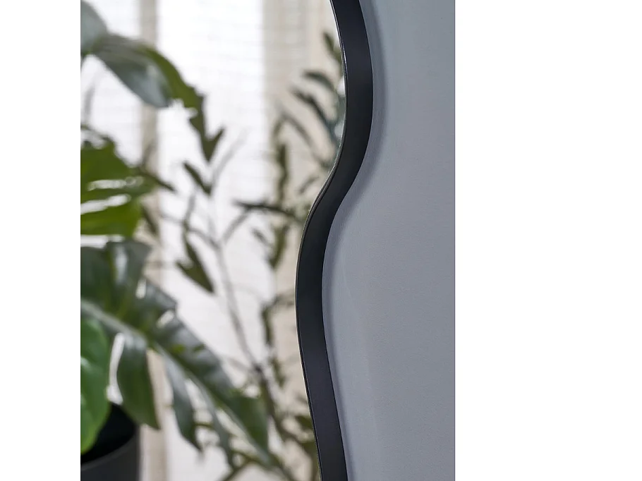 Miroir mural 56 x 90 cm en aluminium brossé noir Ely