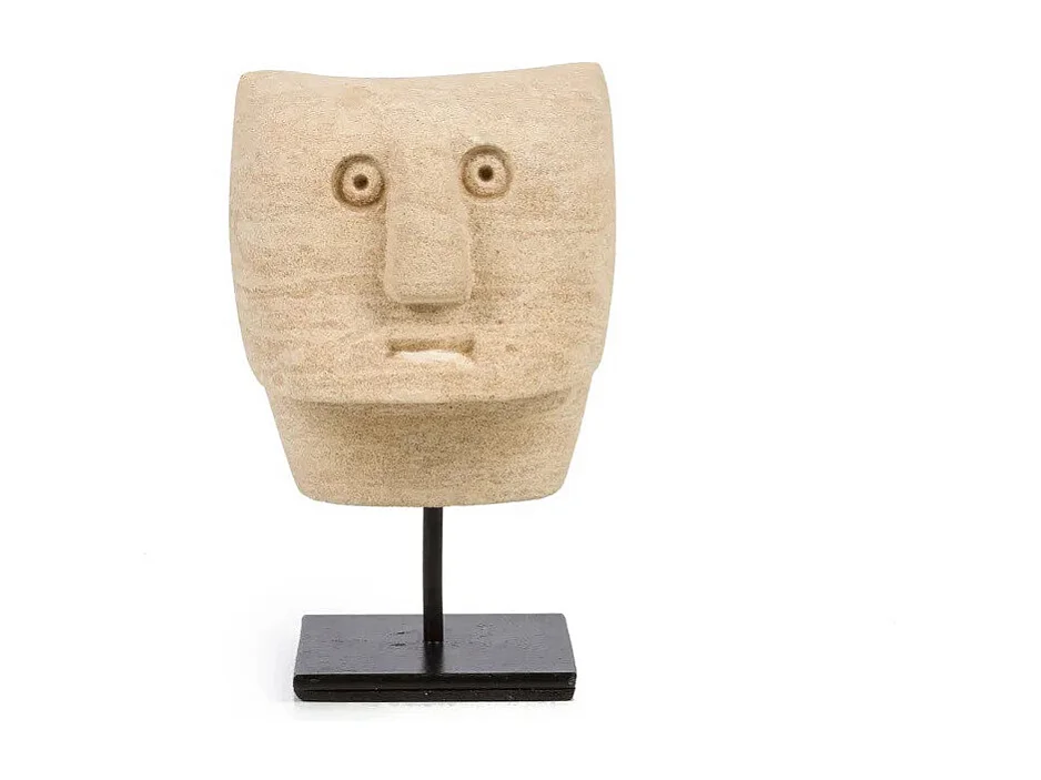 Die Sumba Statue #23 am Stand