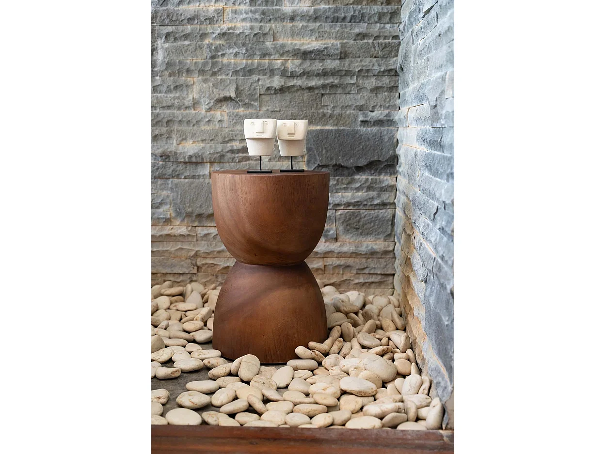 Die Sumba Statue #23 am Stand