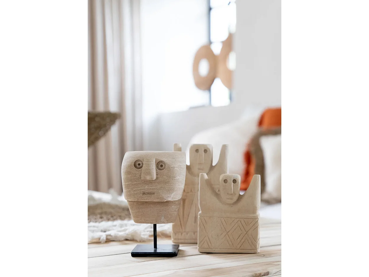 Die Sumba Statue #23 am Stand