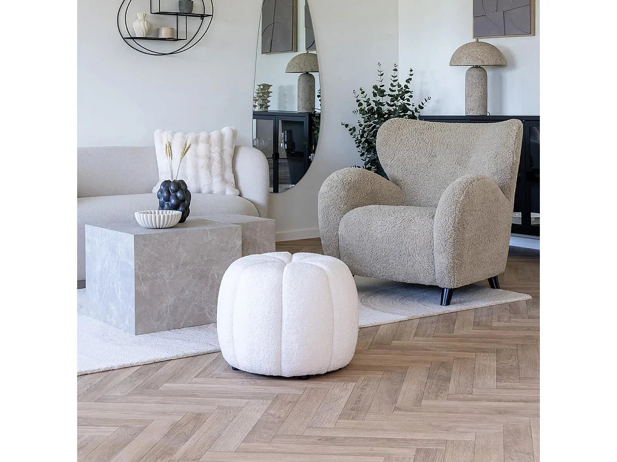 PUMBA - Pouf Rond en Tissu Bouclé Blanc Pieds MDF