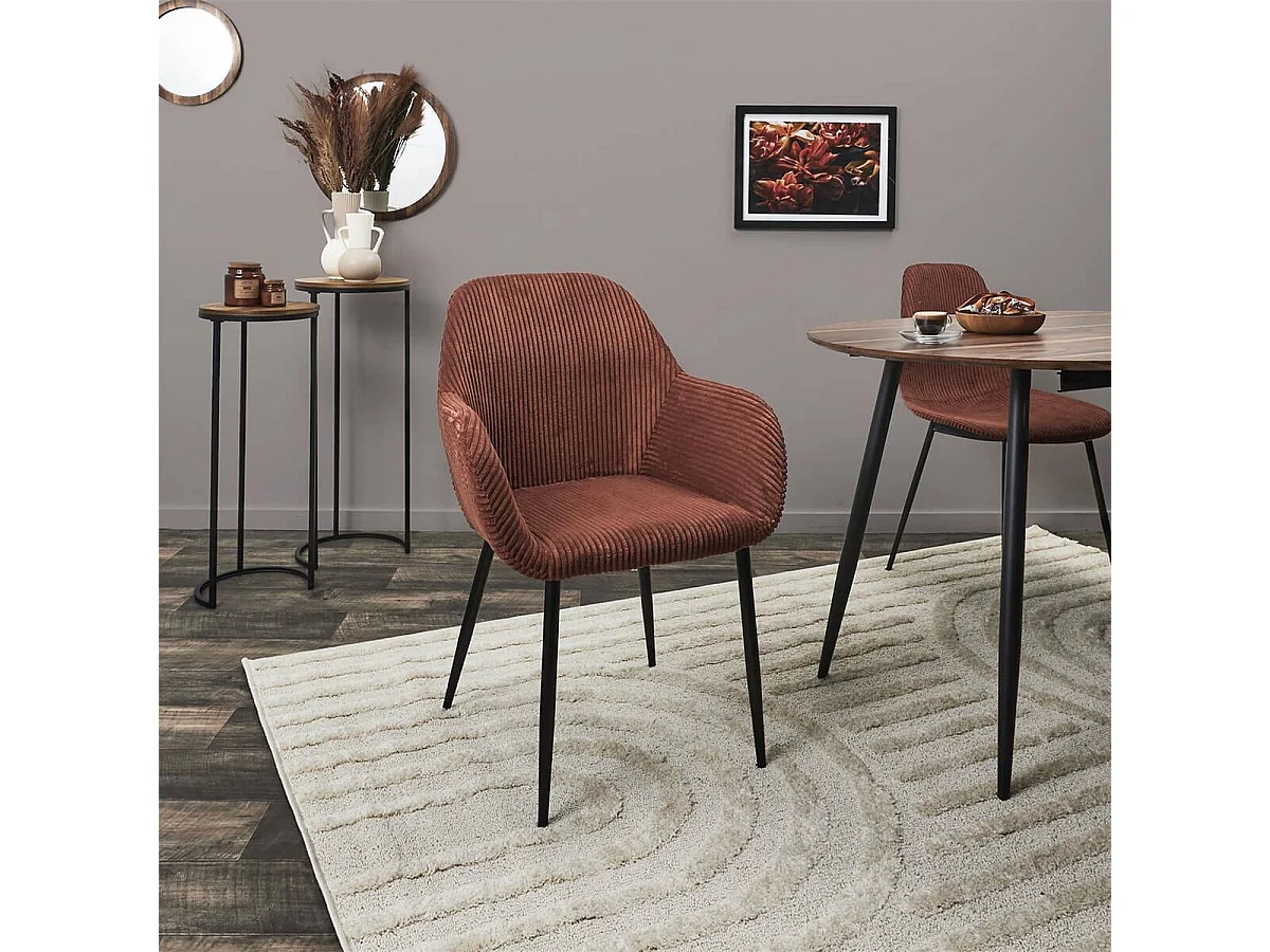 AMORY - Lot de 2 fauteuils de table en velours côtelé coloris terracotta