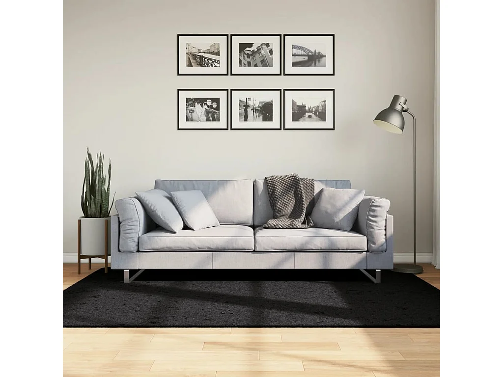 Tapis à poils courts noir 140x200 cm