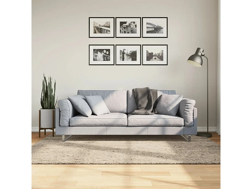 Tapete de pelo alto com aspeto brilhante 140x200 cm bege