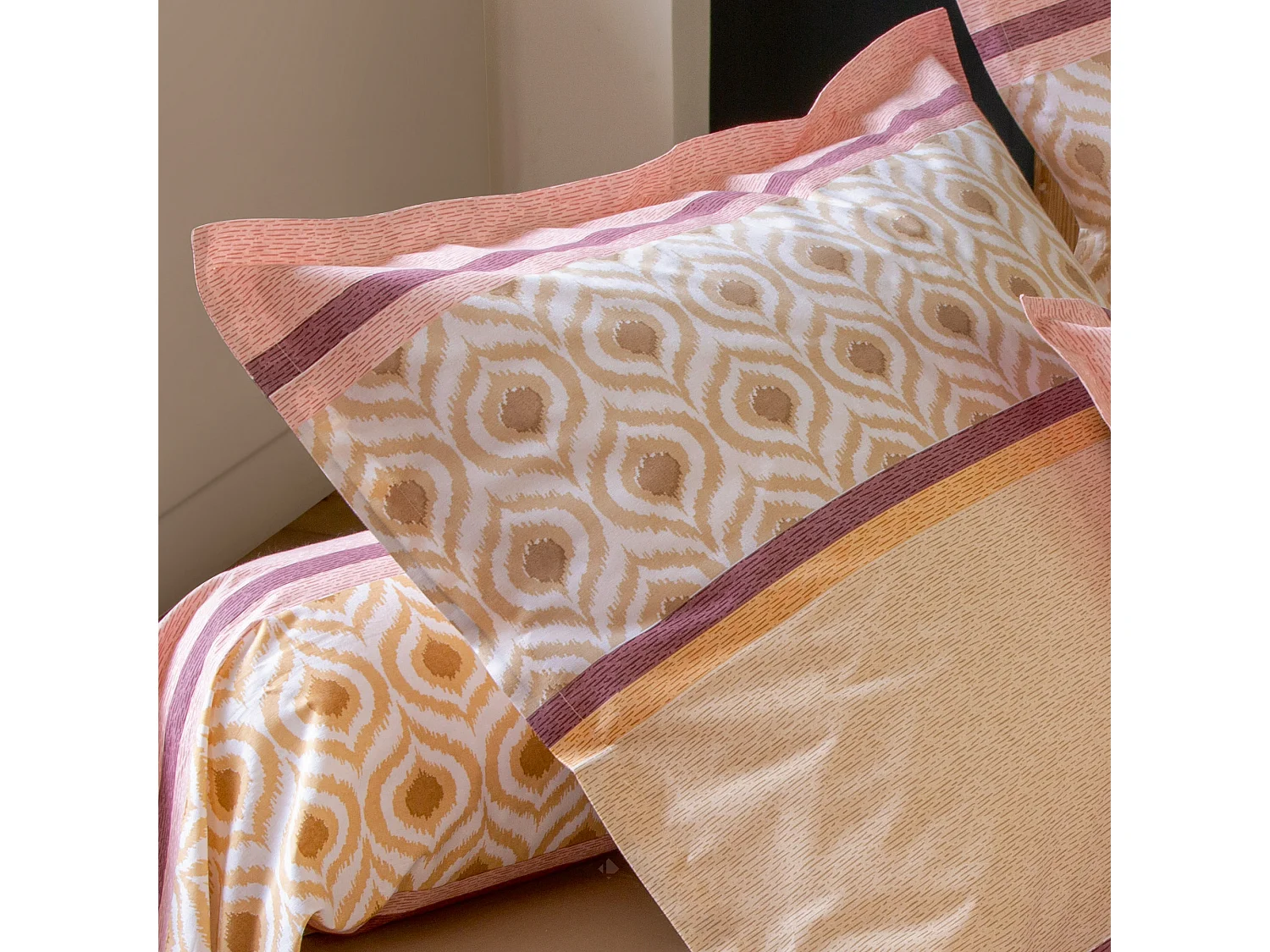 Taie d'oreiller 65x65 cm coton INOUK rose/beige