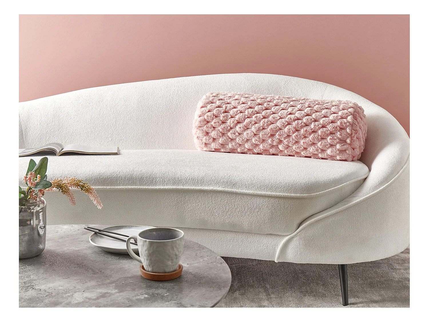 Dekokissen Felloptik rosa 22 x 60 cm plissiert lang modern Nackenrolle Linden