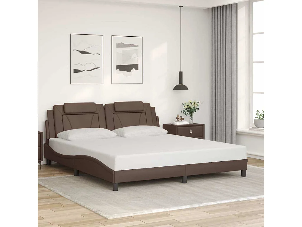Cadre de lit Viana sans matelas marron 180x200 cm similicuir