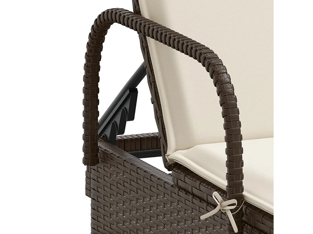 Ligbed met wielen en kussen poly rattan bruin