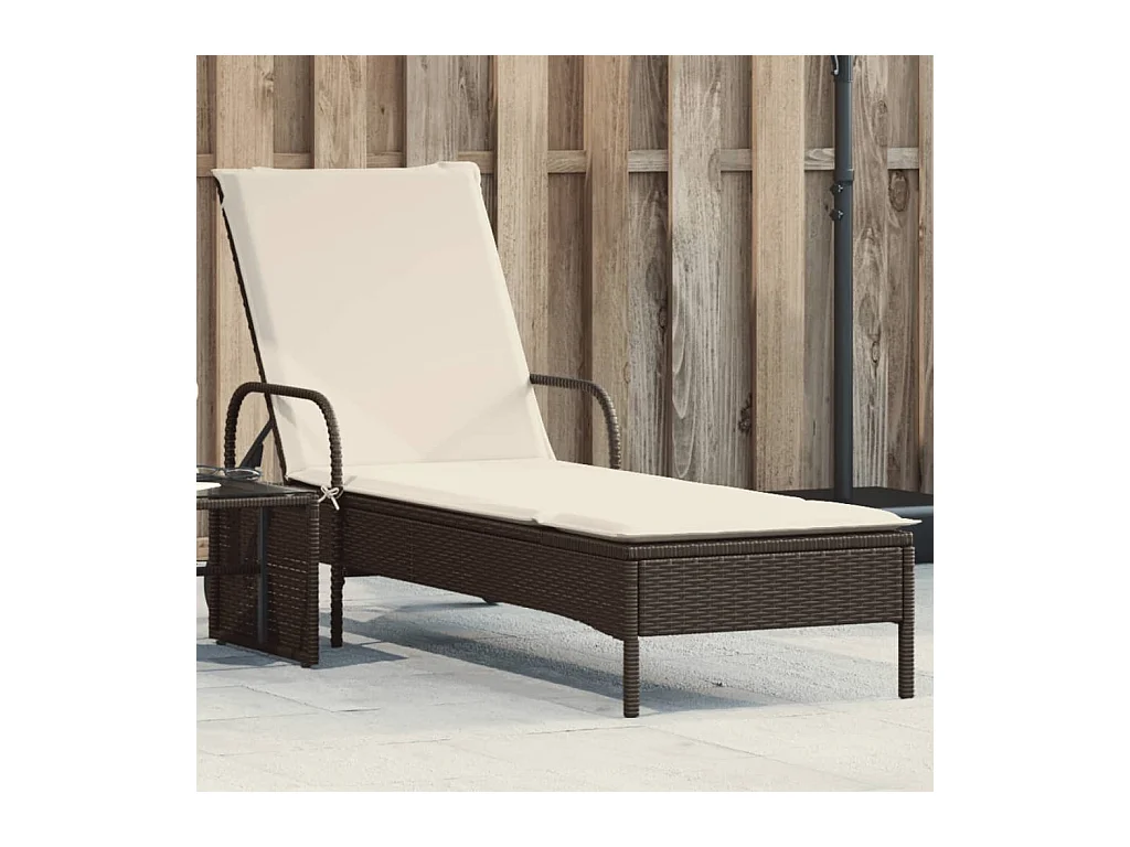 Ligbed met wielen en kussen poly rattan bruin
