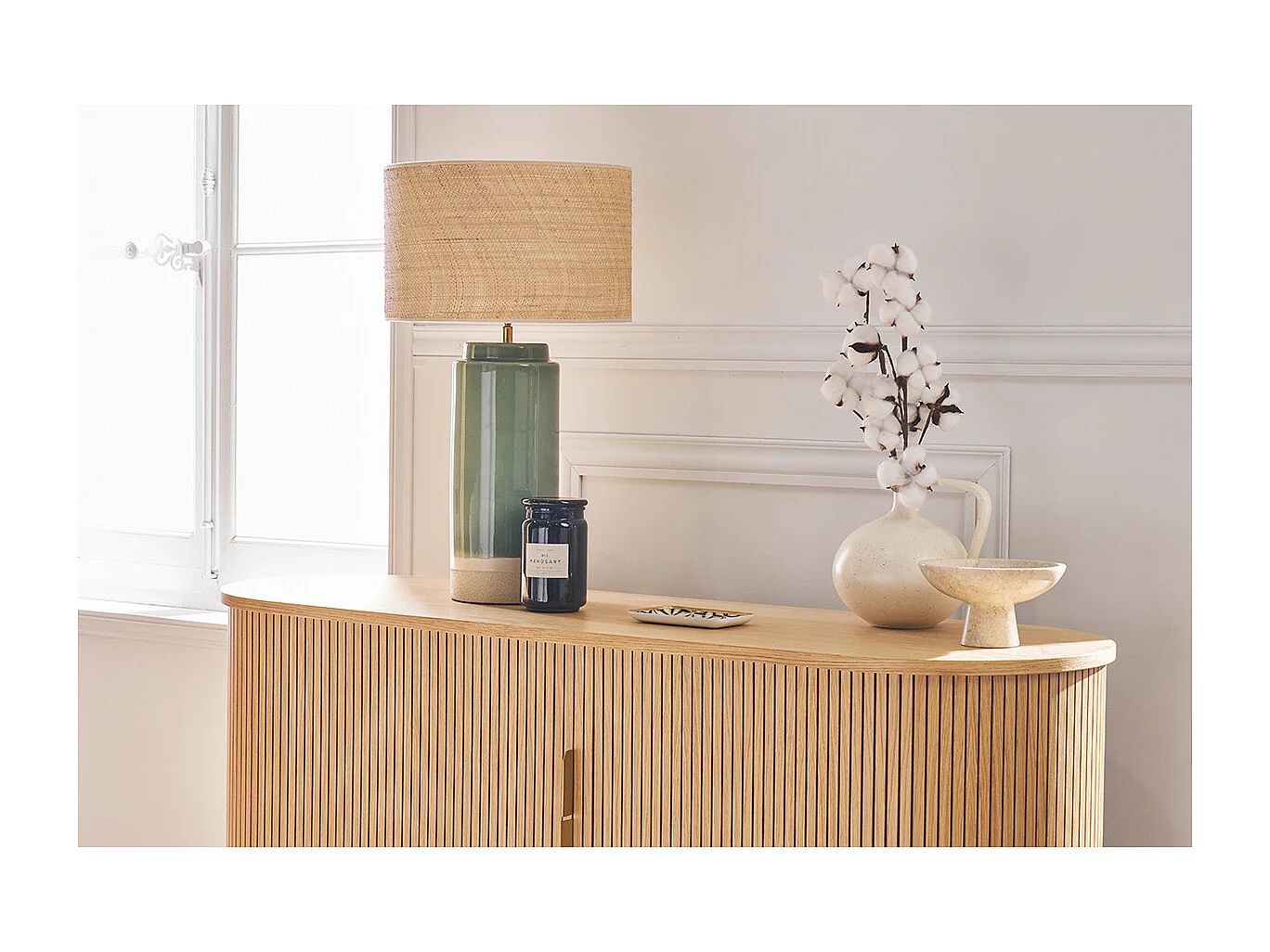 Lampe à poser verte en céramique et abat-jour en rabane H64 cm MAJES