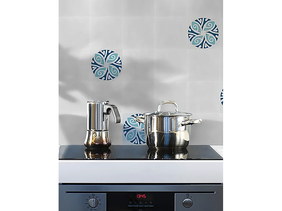 Boite de 24 Carreaux de ciment véritable 0,96m2/ Carreaux de ciment artisanaux coloris Bleu pour sol et mur - l.20 x L.20 cm