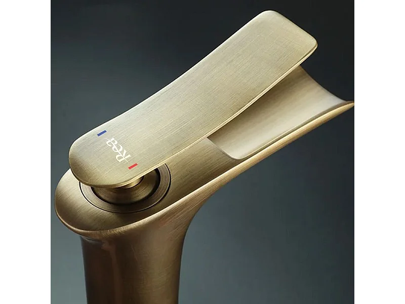 Rubinetto Da Lavabo Rea Laguna High Gold