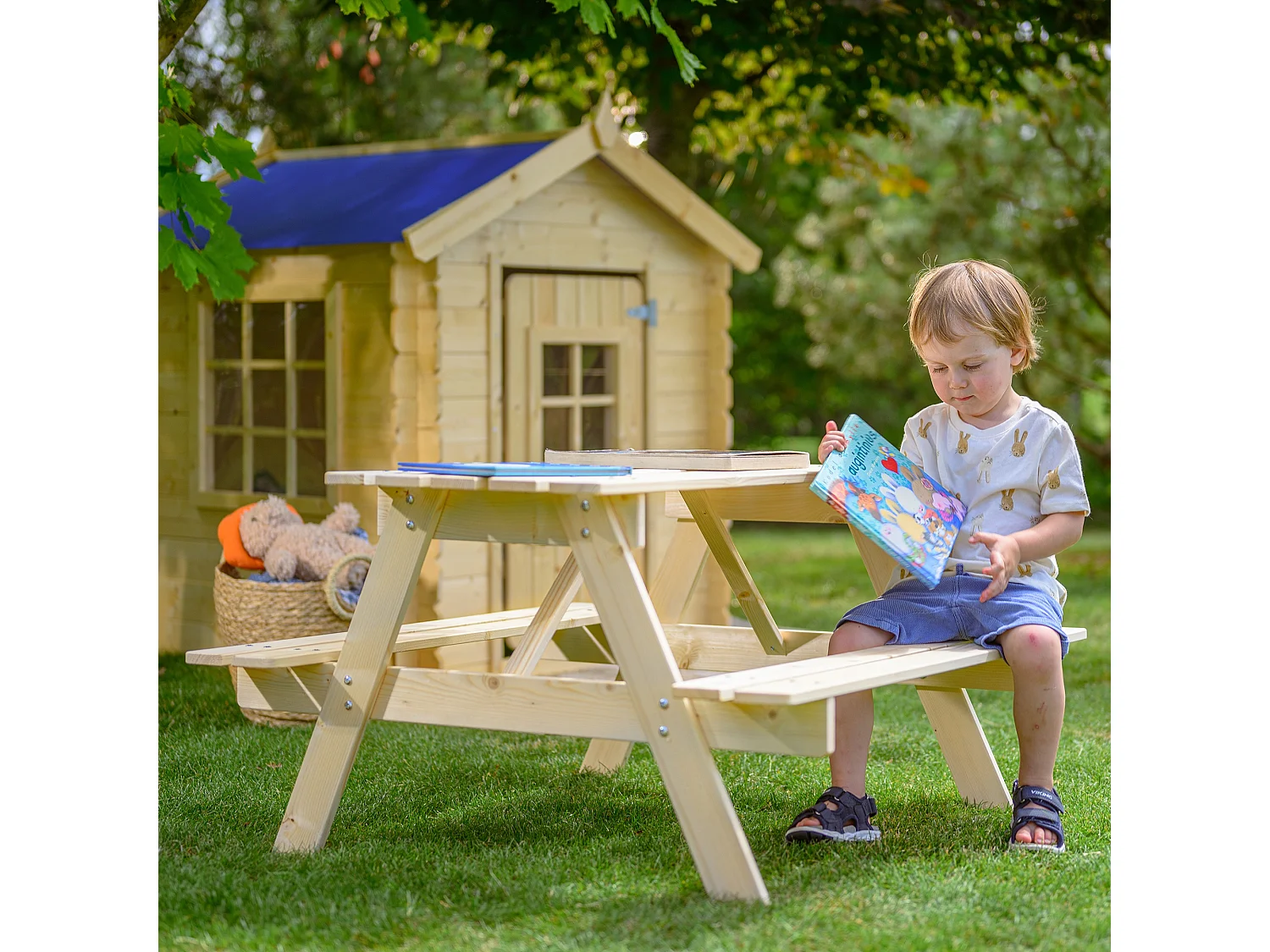 TIMBELA M018-1 Table Enfant en Bois 90x90xH50 cm