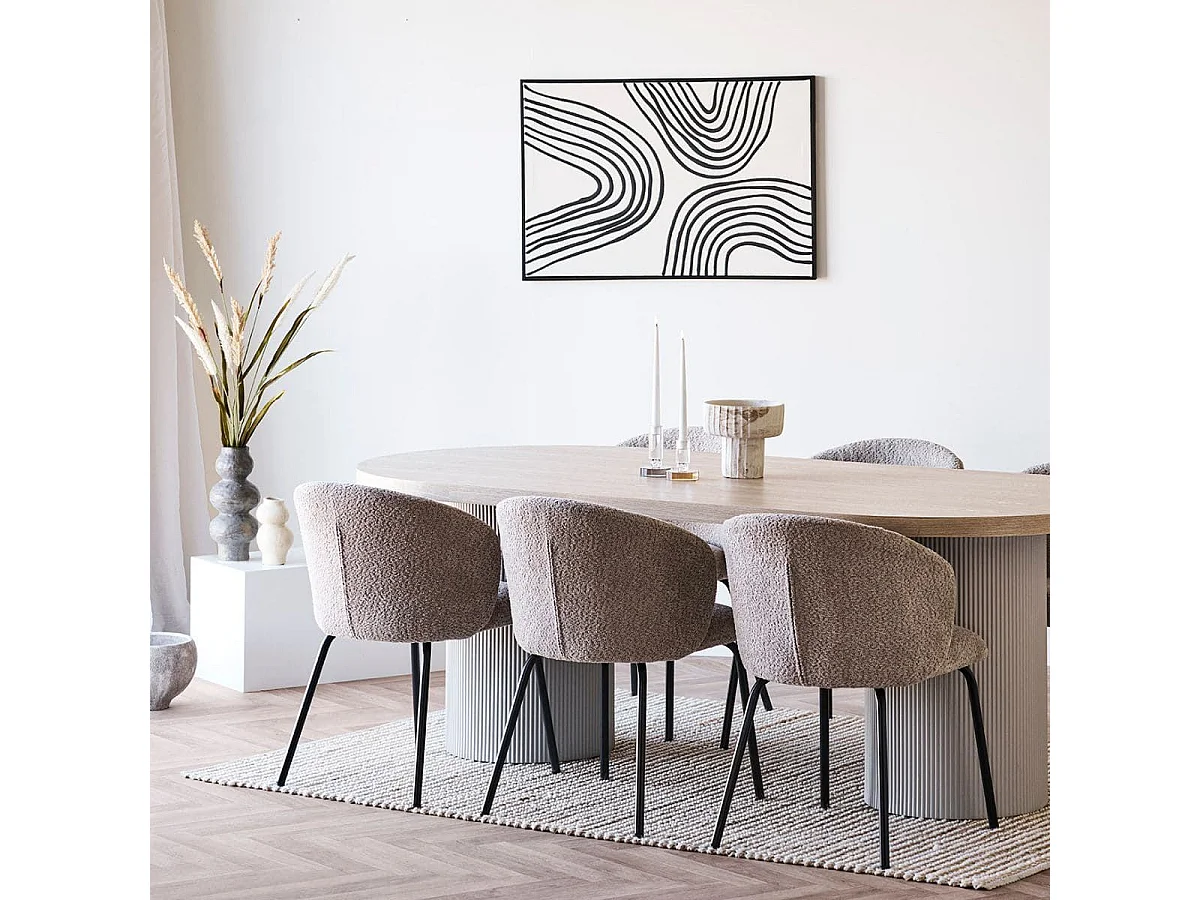 DALIDA - Lot de 2 Chaises Incurvées Tissu Bouclé Beige Pieds Métal Noir