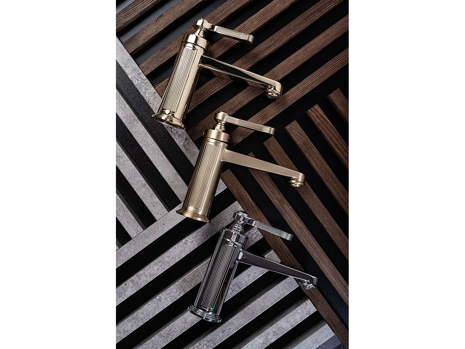 Orbit Misturadora De Lavatório Rea Monaco Low Brush Gold