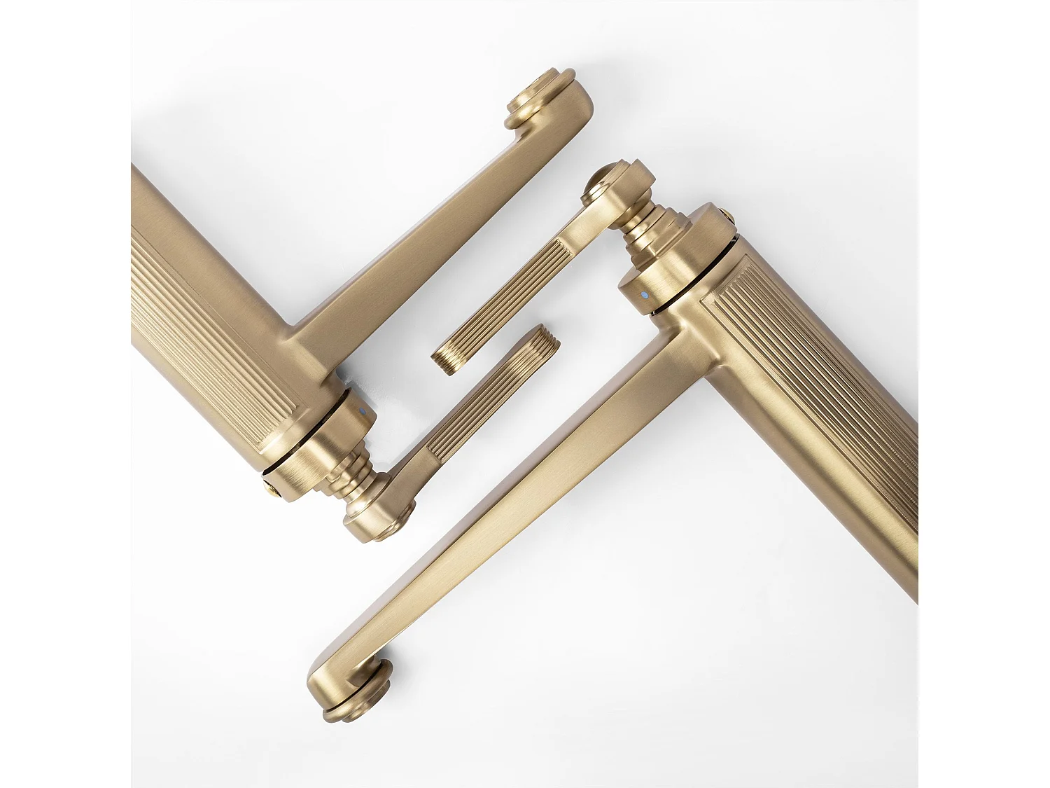 Orbit Misturadora De Lavatório Rea Monaco Low Brush Gold