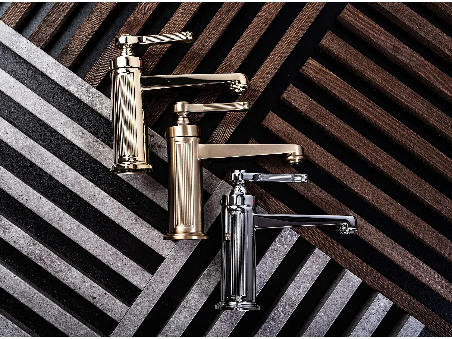 Grifo De Baño Rea Monaco High Gold