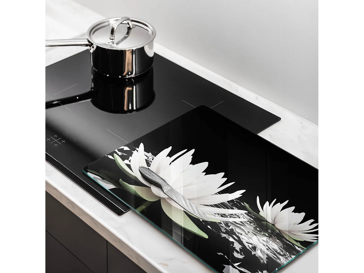 Planche de cuisine rectangulaire en verre, 52x40 cm Lys blancs sur l'eau