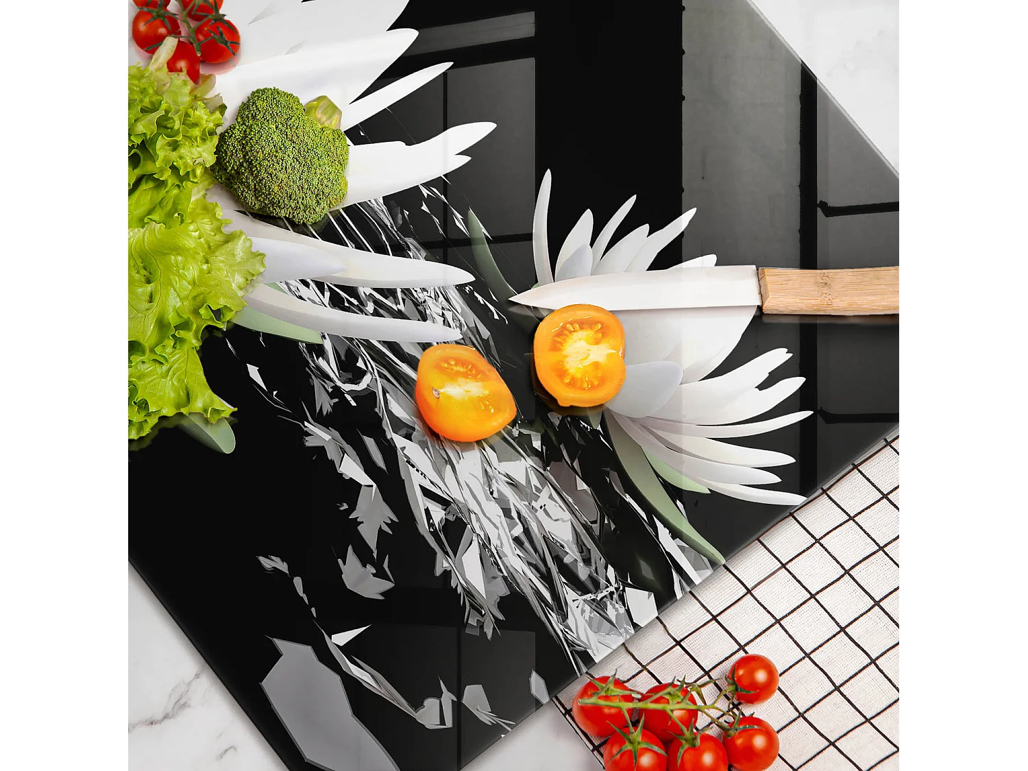 Rechteckiges Küchenbrett aus Glas, 80x52 cm Weiße Lilien auf dem Wasser