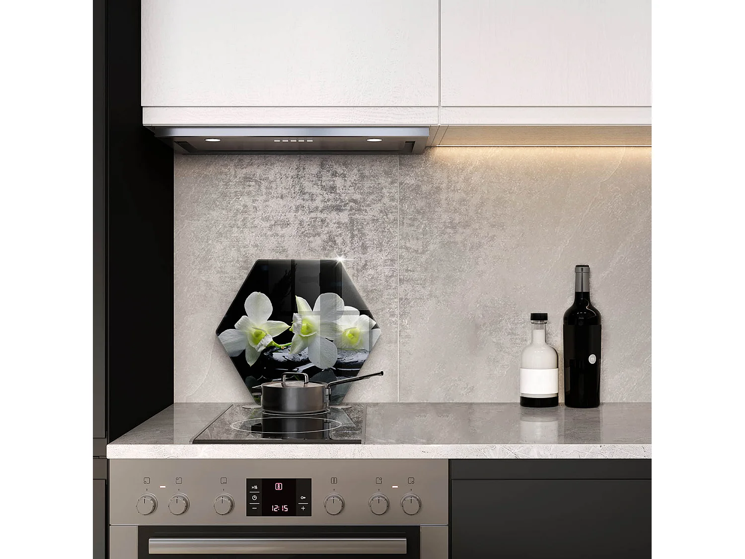 Sechseckiges Küchenbrett aus Glas, 40 cm. Weiße Blumen im Zen-Wasser