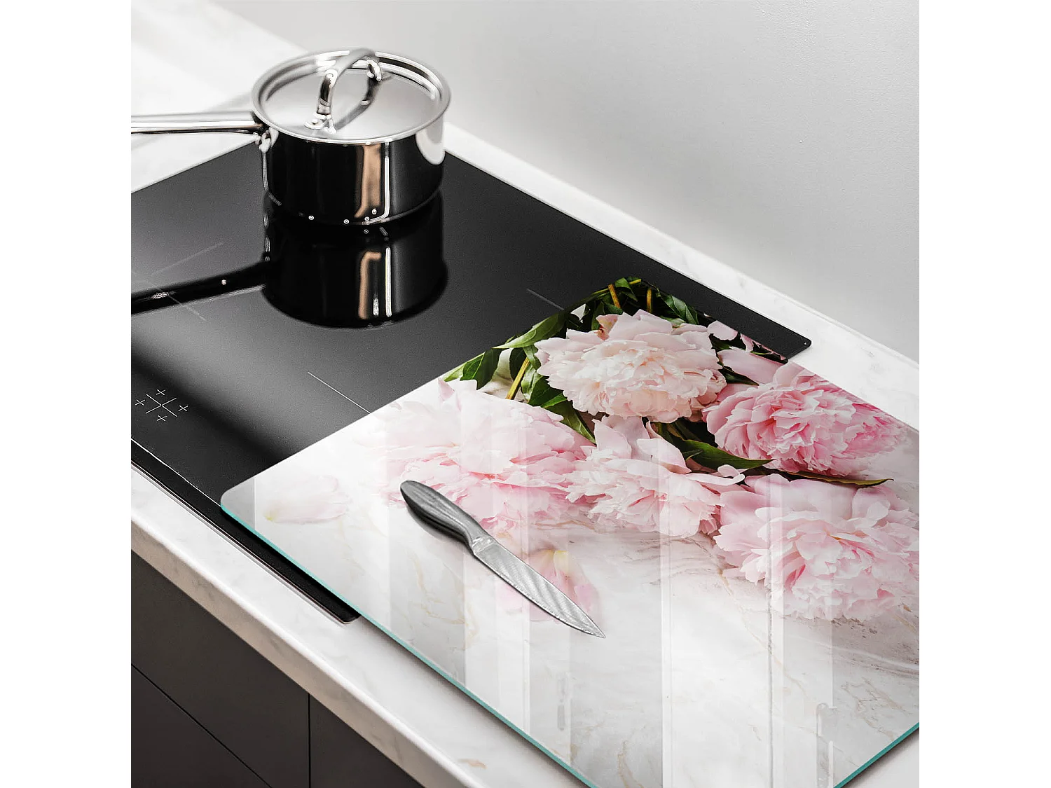 Rechteckiges Küchenbrett aus Glas, 60x52 cm. Zarte rosa Blüten