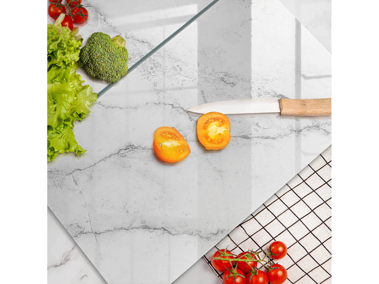 Rechteckiges Küchenbrett aus Glas, 2 Stück 30x52 cm. Elegante Marmorstruktur